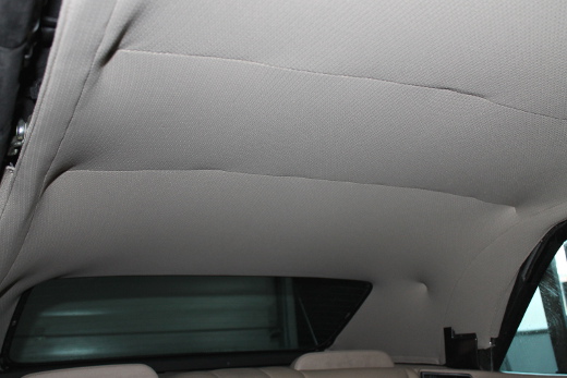Kissen, Dekoration für Zuhause, Kopfstütze, Auto, Fahrzeug, Autoinnenraum, Dachhimmel, Grau Stoff, Nebenschnitt, Dachbereich