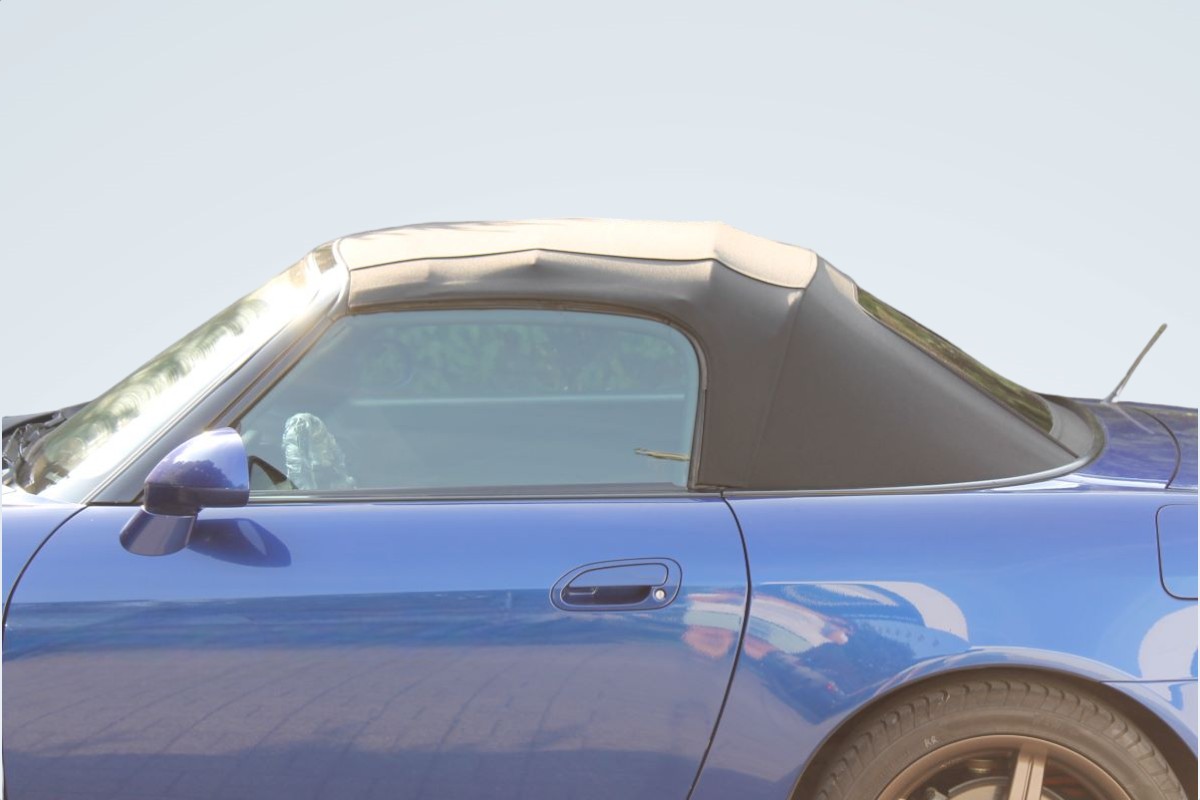 Honda S2000 convertible top with foil window