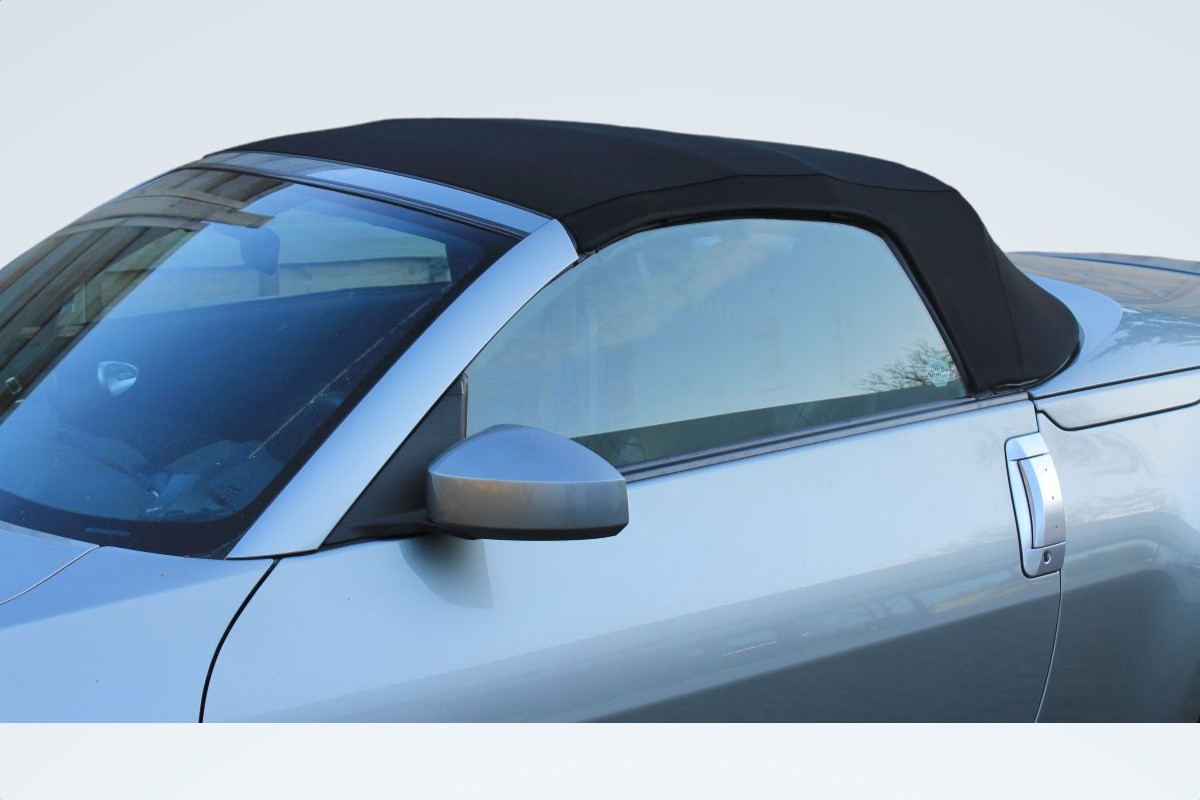 Nissan 350Z convertible top