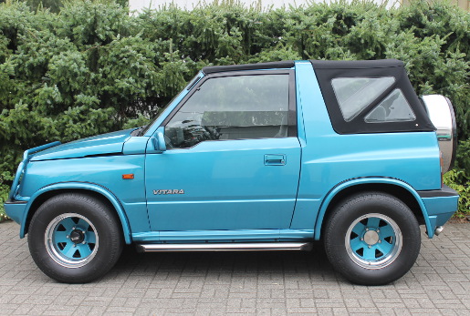 Suzuki Vitara folding top