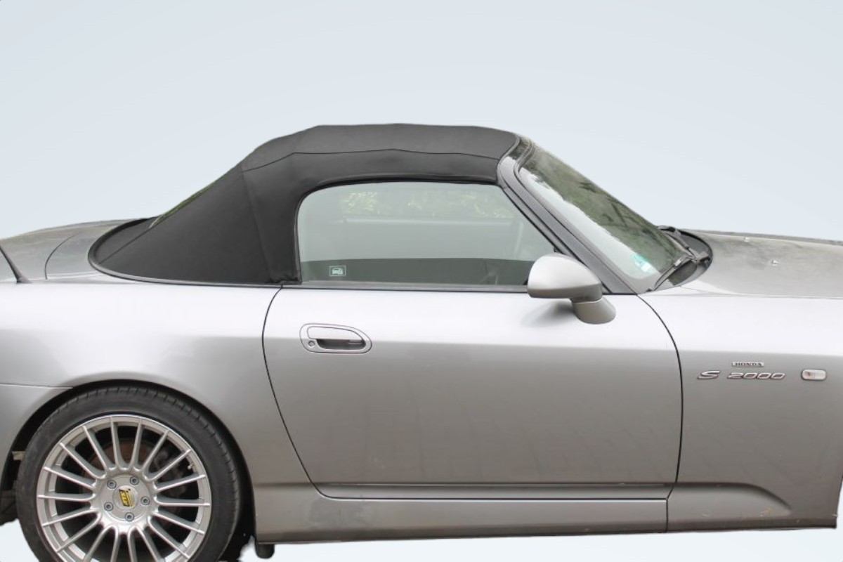 Honda S2000 convertible top with glass window