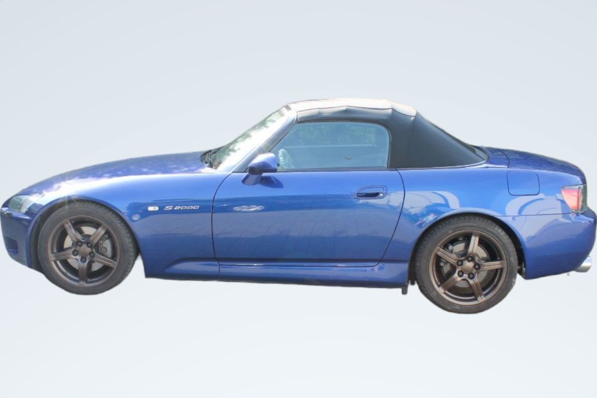 Honda S2000 convertible top with foil window