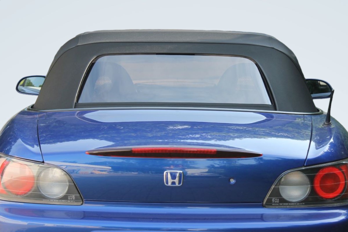 Honda S2000 convertible top with foil window