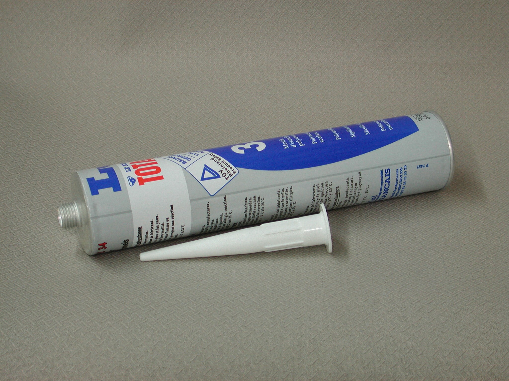 Sika_Flex_221 Dynamit, Waffe