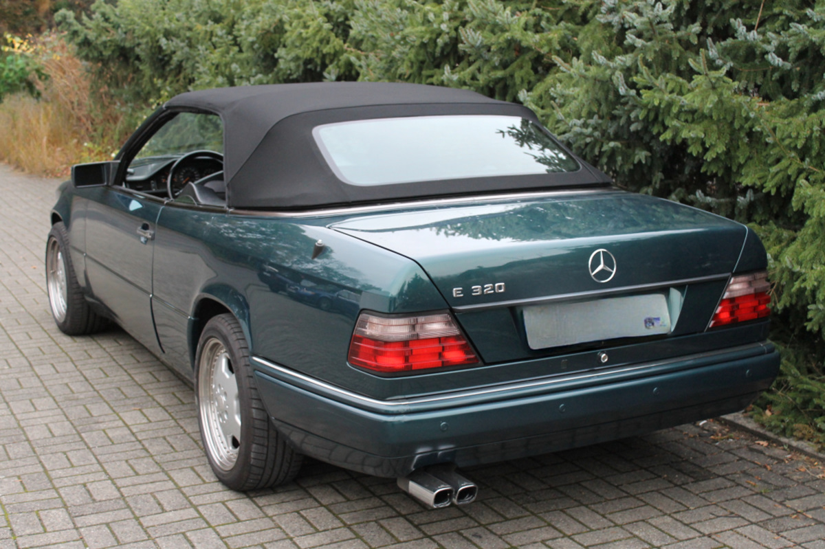 mercedes W124 Cabrioerdeck Mercedes E320, Cabrio, Grün, Verdeck, Doppelrohr-Auslass